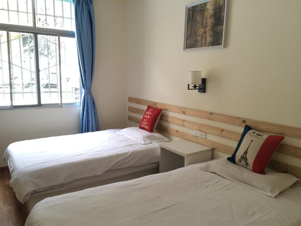 Xi'An Rainbow Youth Hotel 外观 照片