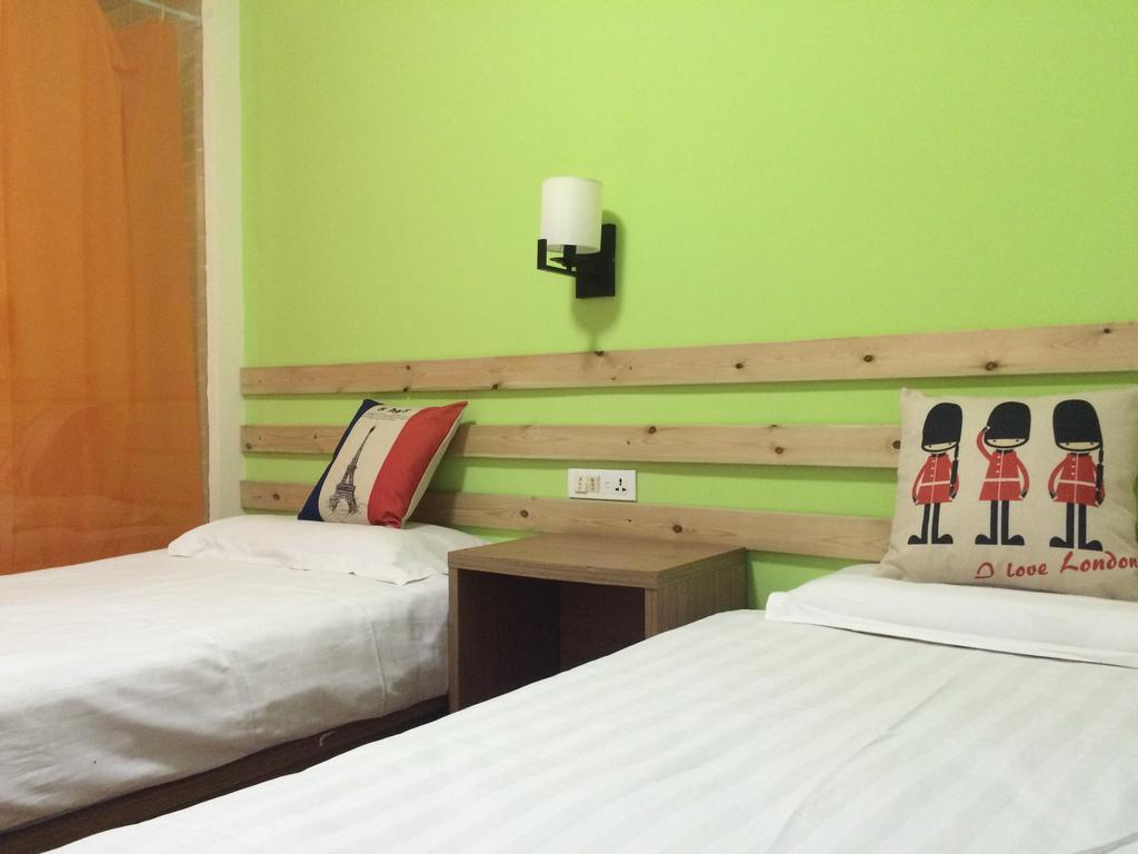 Xi'An Rainbow Youth Hotel 外观 照片