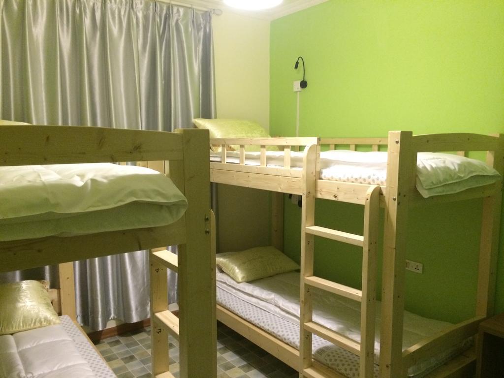 Xi'An Rainbow Youth Hotel 外观 照片