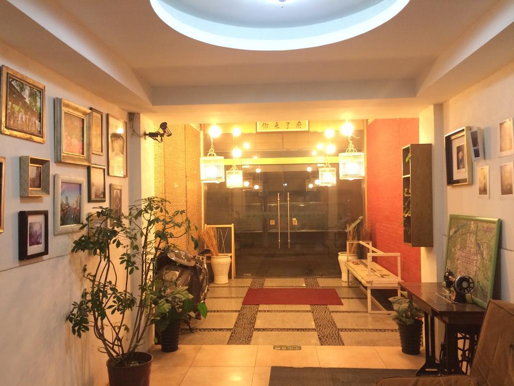 Xi'An Rainbow Youth Hotel 外观 照片