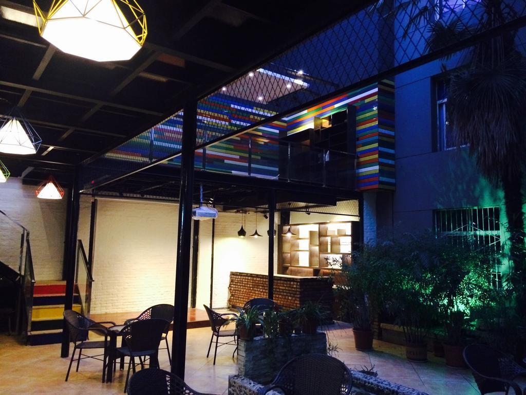 Xi'An Rainbow Youth Hotel 外观 照片