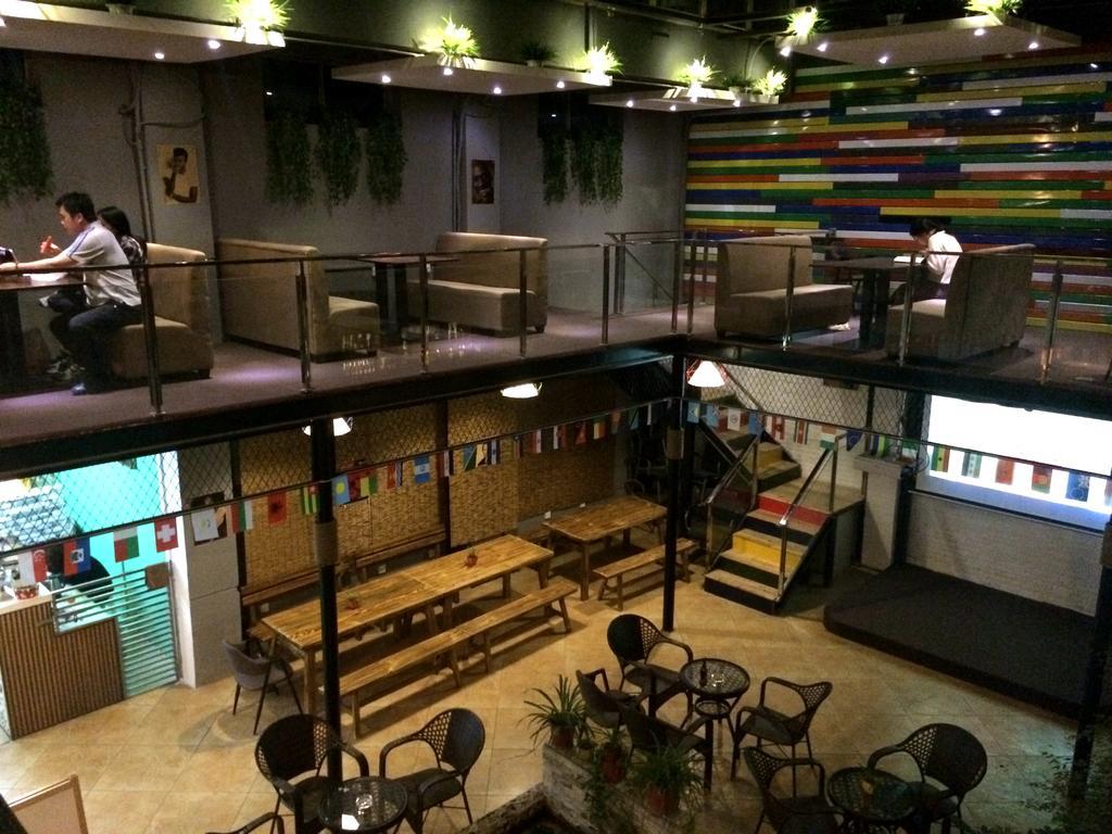 Xi'An Rainbow Youth Hotel 外观 照片